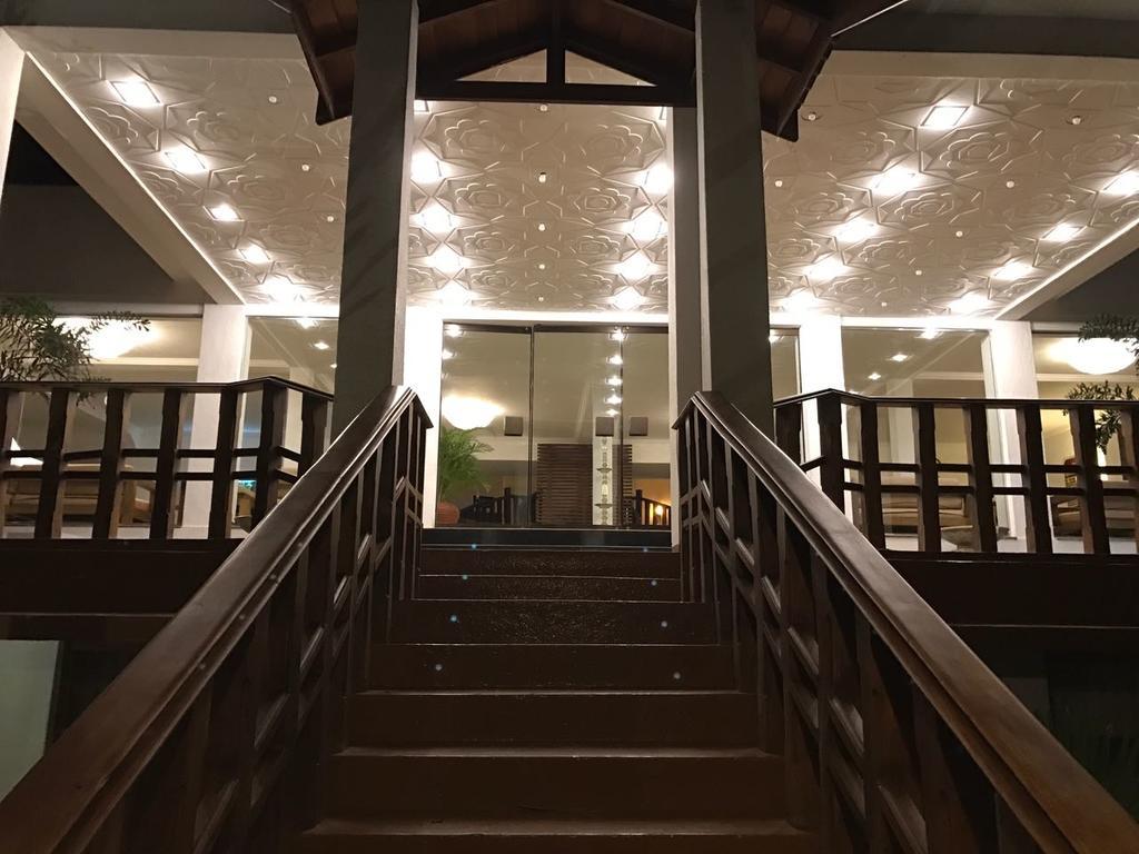 Peacock Beach Hotel Hambantota Luaran gambar