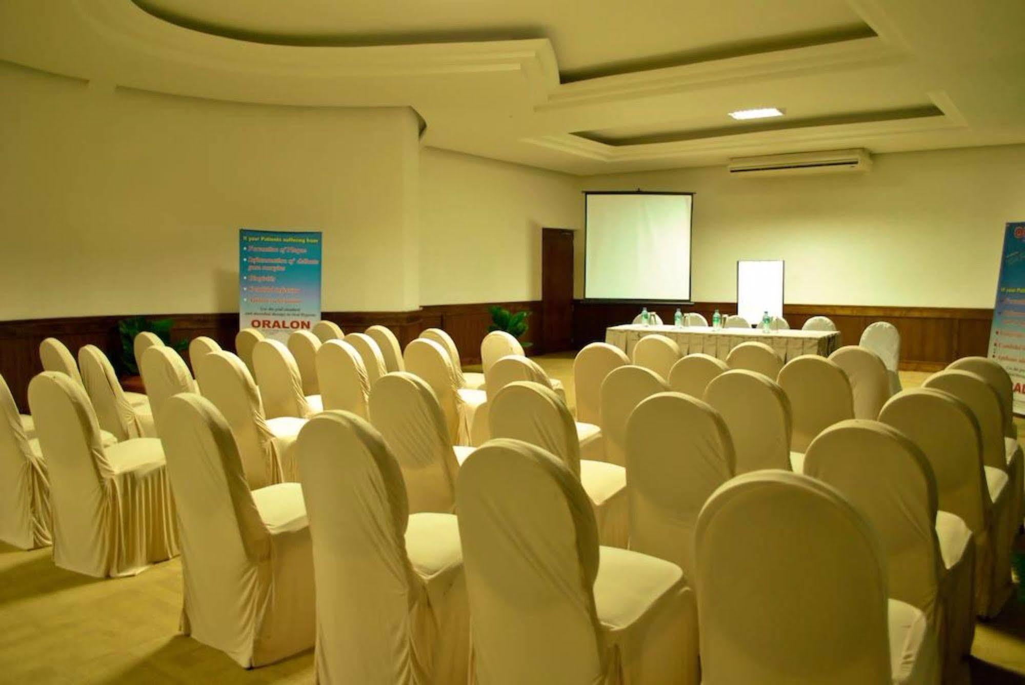 Peacock Beach Hotel Hambantota Luaran gambar