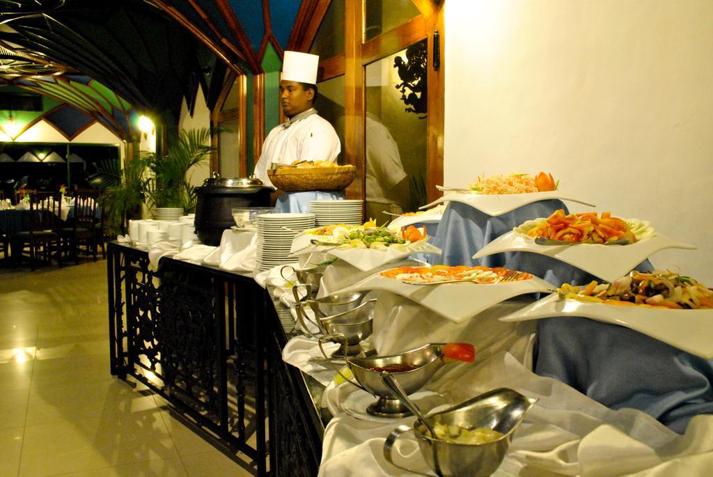 Peacock Beach Hotel Hambantota Luaran gambar